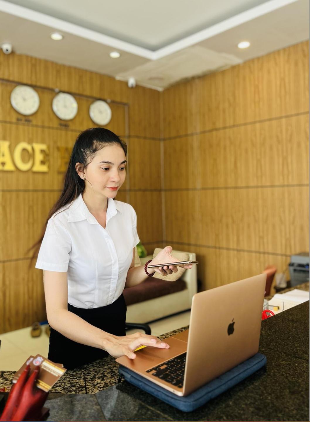 Palace Boutique Hotel Rạch Gia Exteriör bild